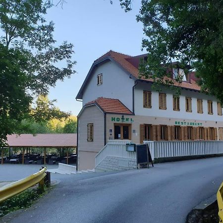 Hotel Roski Slap Drniš Esterno foto