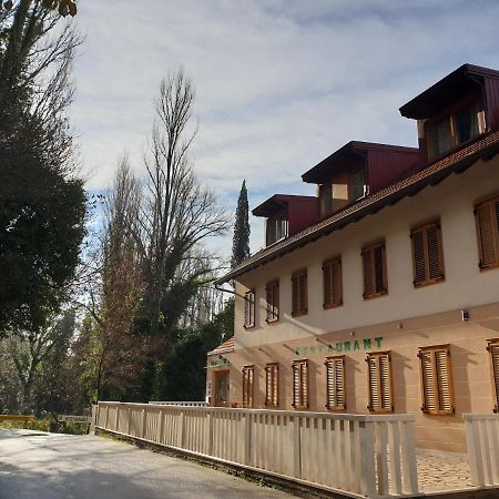 Hotel Roski Slap Drniš Esterno foto